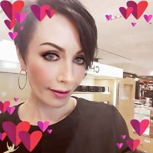 Meet your Posher, Sabine